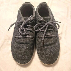 ALLBIRDS Men's Grey Wool runners, light grey soles, athletic sneakers, size 10